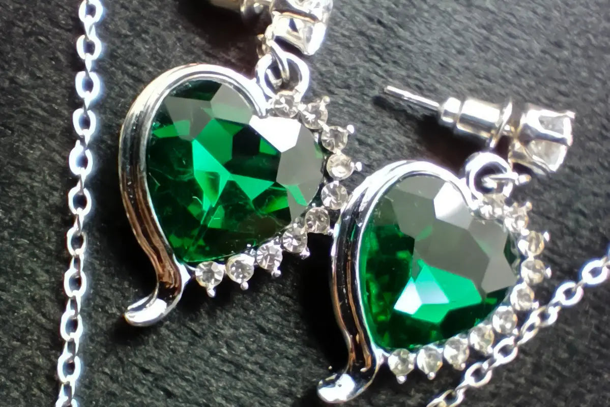 Green Heart Shaped Necklace With Earring Set 925