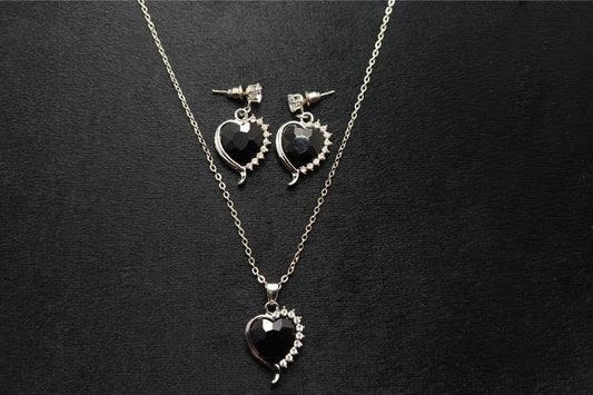 Heart Shaped Necklace With Earring Set 925