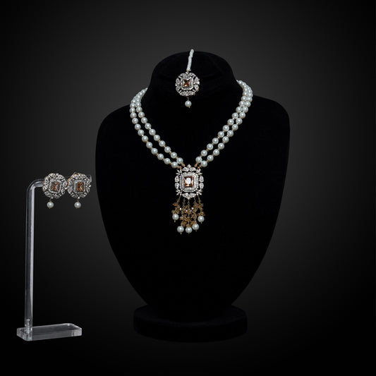 Pearls Mala With Zircon Golden Stone