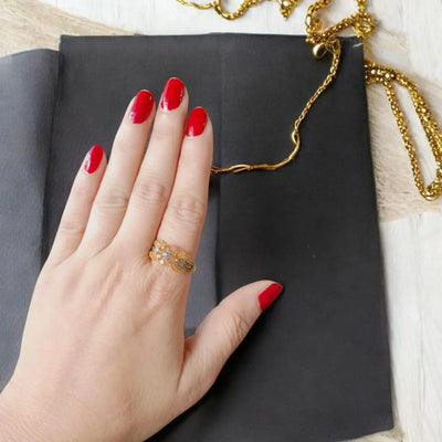 Unique Gold Polished Ring 